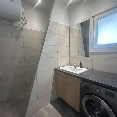 Maison Proche Du Groupama Stadium Apartment